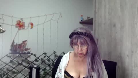 Snapshot of ruth_blue21 chatting on 1, 3, 2025 ruth_blue21 online show from 1, 3, 2025