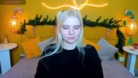 ruthbryant online show from 14, 12, 2025