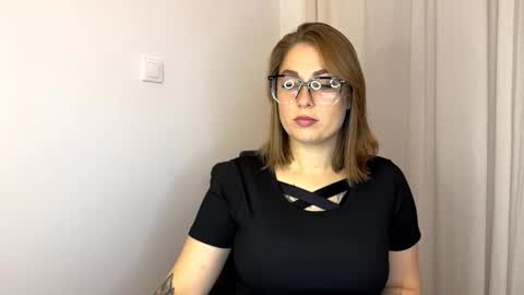 Snapshot of ruthless_111 chatting on 13, 9, 2025 Nika online show from 13, 9, 2025