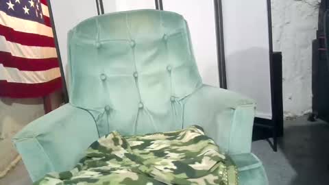 Snapshot of rwb1982 chatting on 14, 10, 2025 rwb1982 online show from 14, 10, 2025