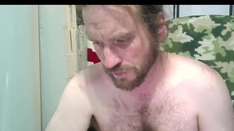 Snapshot of rwb1982 chatting on 21, 10, 2025 rwb1982 online show from 21, 10, 2025