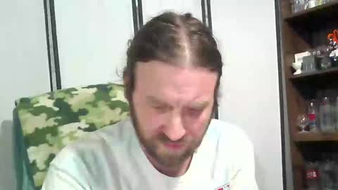 rwb1982 online show from 20, 4, 2026