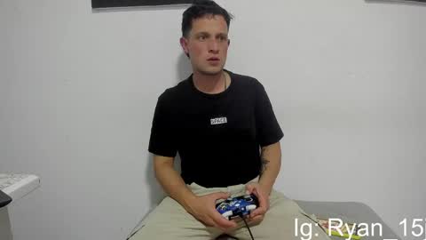 Snapshot of ryan15_ chatting on 4, 5, 2026 Ryan 15 online show from 4, 5, 2026