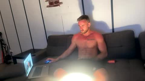ryan_stockbar online show from 21, 7, 2026