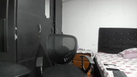 ryan_xc1 online show from 19, 5, 2026