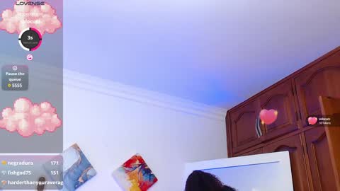 Hanna  online show from 17, 1, 2025