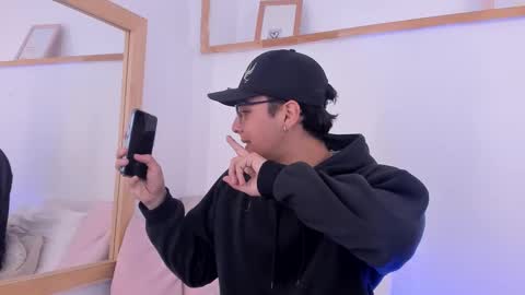 Snapshot of ryanfuller_ chatting on 25, 11, 2025 Ryan online show from 25, 11, 2025