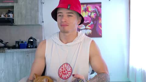 Snapshot of ryann_blue_ chatting on 19, 10, 2025 Ryan Blue ig ryannblue online show from 19, 10, 2025