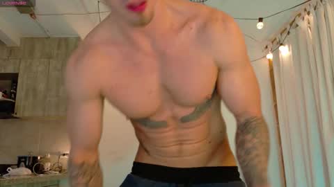 Snapshot of ryann_blue_ chatting on 9, 11, 2025 Ryan Blue ig ryannblue online show from 9, 11, 2025