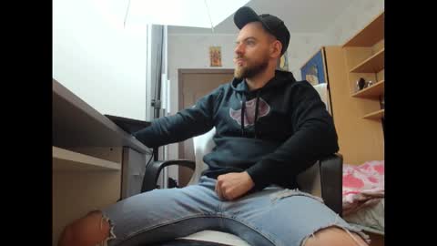 Snapshot of ryanstone_ chatting on 17, 11, 2025 Ryanstone online show from 17, 11, 2025