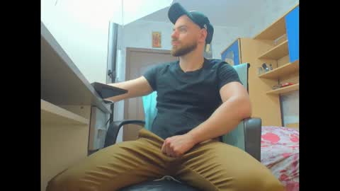 Snapshot of ryanstone_ chatting on 10, 1, 2026 Ryanstone online show from 10, 1, 2026