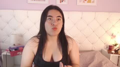 Ryder and Violet online show from 25, 1, 2025