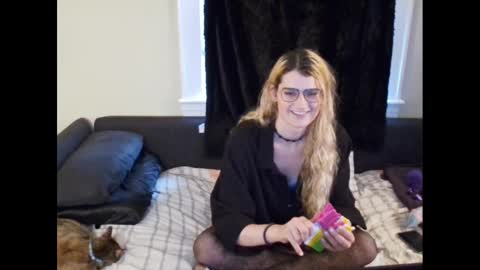 Snapshot of ryn_michele chatting on 15, 12, 2024 Ryn Michele online show from 15, 12, 2024