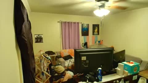 Snapshot of ryn_michele chatting on 16, 10, 2025 Ryn Michele online show from 16, 10, 2025