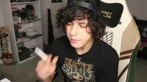 Snapshot of ryot35 chatting on 27, 11, 2025 Ryot3 online show from 27, 11, 2025