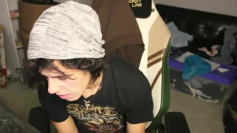 Snapshot of ryot35 chatting on 19, 12, 2025 Ryot3 online show from 19, 12, 2025