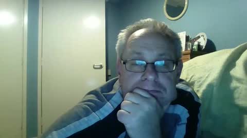 Snapshot of s536sny18 chatting on 15, 12, 2024 s536sny18 online show from 15, 12, 2024