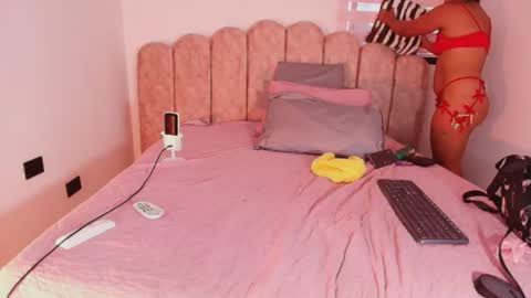 s_sofia_ online show from 6, 7, 2026