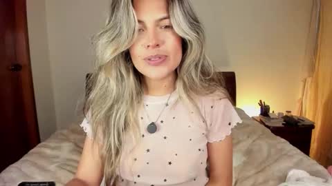 Leslie Beltrn online show from 25, 2, 2026