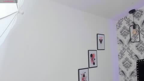 Saara Brown online show from 12, 2, 2025