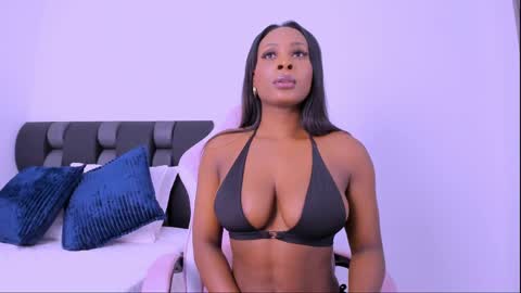 Snapshot of sababrown chatting on 5, 3, 2025 SabaBrown online show from 5, 3, 2025