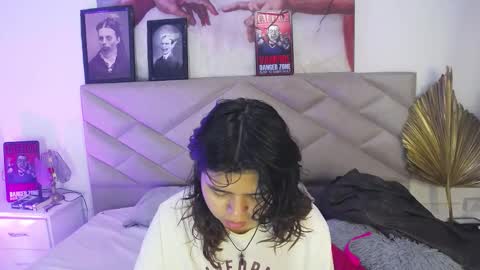 Snapshot of sabinamerchetti_ chatting on 20, 10, 2025 Sabina Merchetti online show from 20, 10, 2025