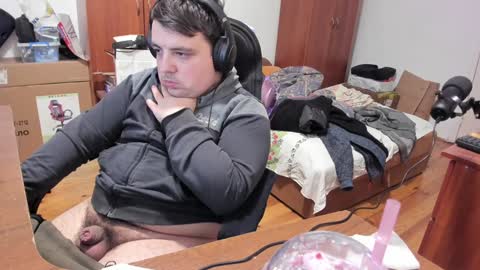 1141323  my Lord Mister Max   moms treasure online show from 29, 12, 2024