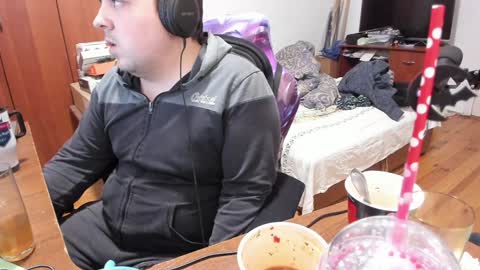 1141323  my Lord Mister Max   moms treasure online show from 16, 1, 2025