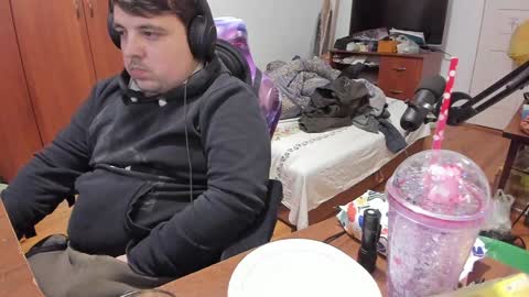 1141323  my Lord Mister Max   moms treasure online show from 27, 1, 2025