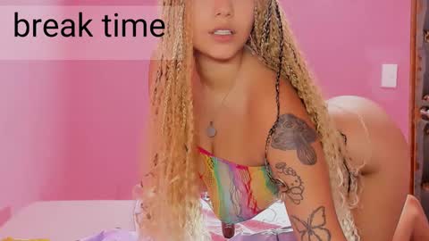 Sabrina Adams online show from 6, 3, 2025