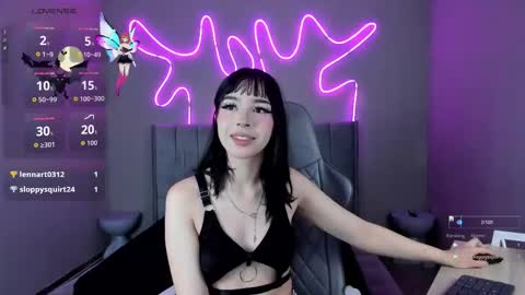 Snapshot of sabrina_bloom_ chatting on 25, 10, 2025 sabri online show from 25, 10, 2025