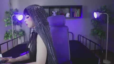 Snapshot of sabrina_bloom_ chatting on 12, 11, 2025 sabri online show from 12, 11, 2025