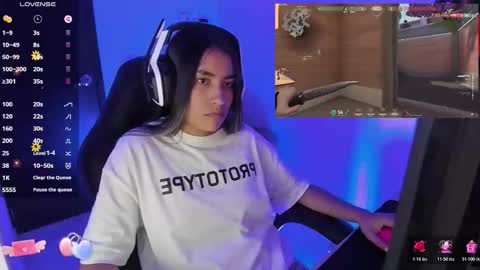 Angie  online show from 12, 11, 2025