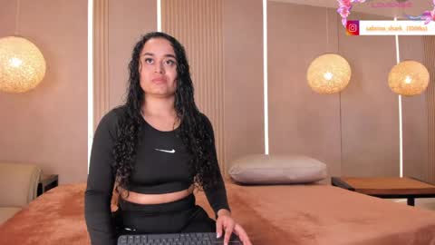 Snapshot of sabrina_shark chatting on 23, 5, 2026 Sabrina Shark online show from 23, 5, 2026