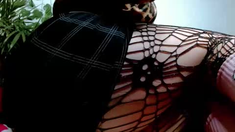 Snapshot of sabrinaexpositoxx chatting on 22, 4, 2026 SABRI online show from 22, 4, 2026