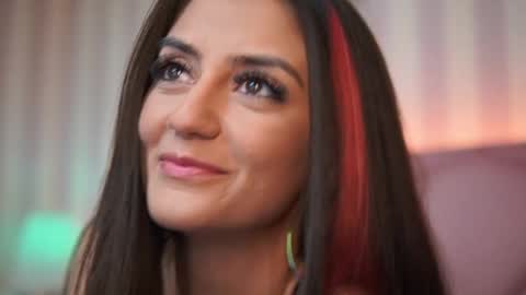  Sabrina  online show from 19, 2, 2025