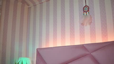  Sabrina  online show from 7, 3, 2025