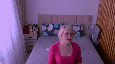 Sabrina MacMarren online show from 21, 5, 2026