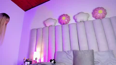 Snapshot of sabrinaspell_ chatting on 1, 3, 2025 S A B R I N A online show from 1, 3, 2025