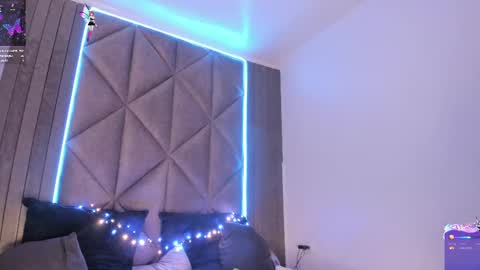 Snapshot of sabrinaspell_ chatting on 12, 3, 2025 S A B R I N A online show from 12, 3, 2025