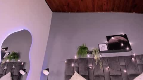 Snapshot of sabrinaspell_ chatting on 8, 11, 2025 S A B R I N A online show from 8, 11, 2025