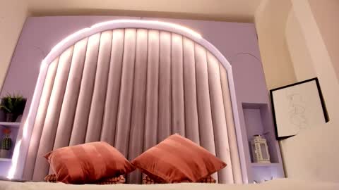 Snapshot of sabrinaspell_ chatting on 13, 11, 2025 S A B R I N A online show from 13, 11, 2025