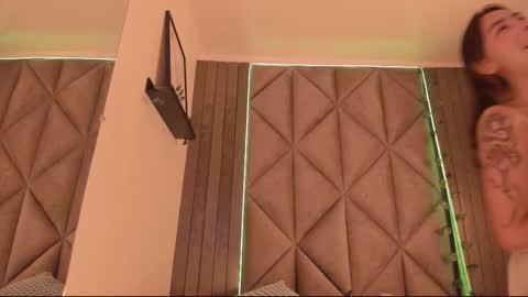 Snapshot of sabrinaspell_ chatting on 27, 11, 2025 S A B R I N A online show from 27, 11, 2025