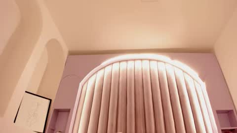 Snapshot of sabrinaspell_ chatting on 5, 12, 2025 S A B R I N A online show from 5, 12, 2025