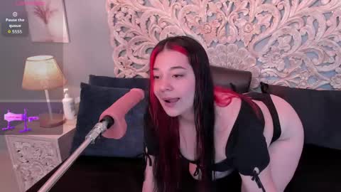 Snapshot of sabrinna_fox chatting on 28, 4, 2026 sabrinna online show from 28, 4, 2026