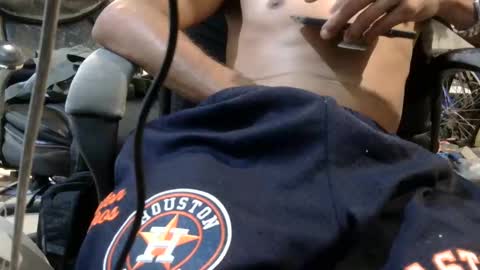 Snapshot of sacalaschichiss chatting on 17, 11, 2025 Dee online show from 17, 11, 2025