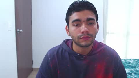 Snapshot of sack_rojas chatting on 1, 12, 2025 Sack online show from 1, 12, 2025