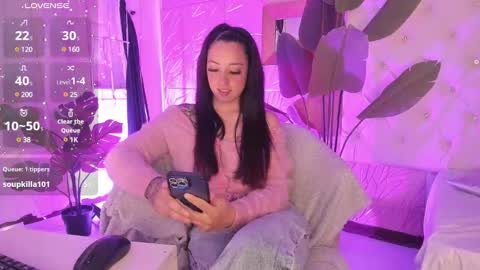 Snapshot of sadashi_moon chatting on 1, 2, 2025 online show from 1, 2, 2025