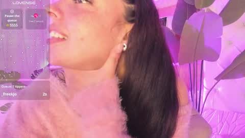 Snapshot of sadashi_moon chatting on 1, 2, 2025 online show from 1, 2, 2025