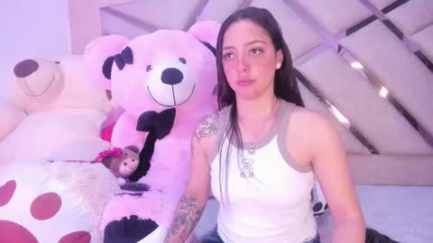 Snapshot of sadashi_moon chatting on 10, 10, 2025 online show from 10, 10, 2025